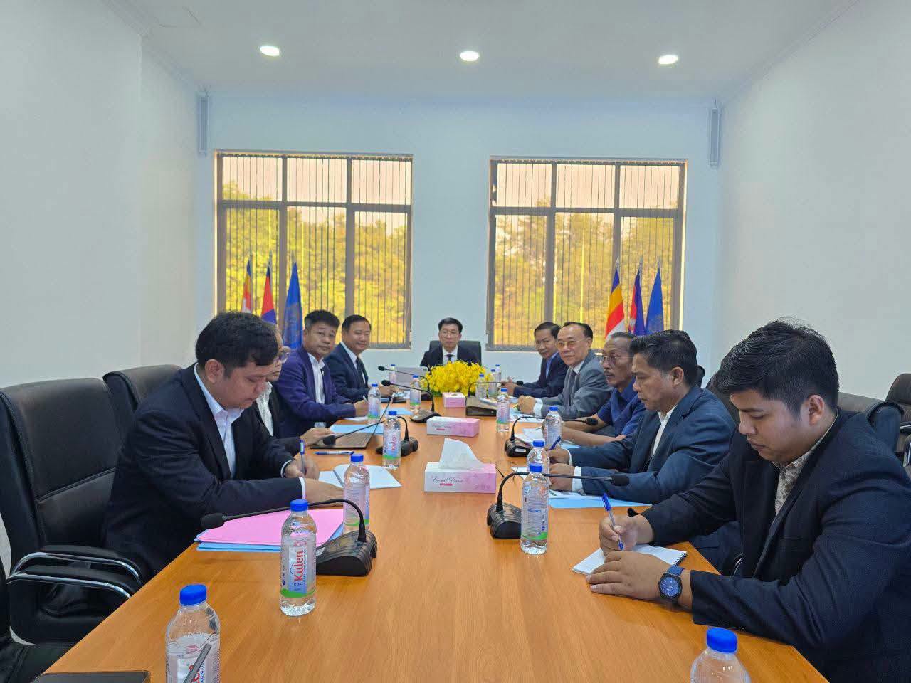 កិច្ចប្រជុំក្រុមប្រឹក្សាភិបាល និងថ្នាក់ដឹកនាំសាកលវិទ្យាល័យ